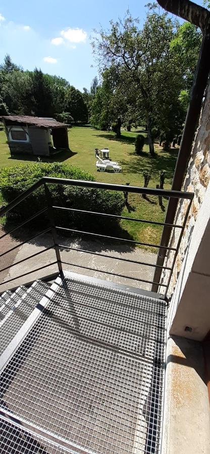 L' Appartement Du Camping Hautoreille Bannes  Εξωτερικό φωτογραφία